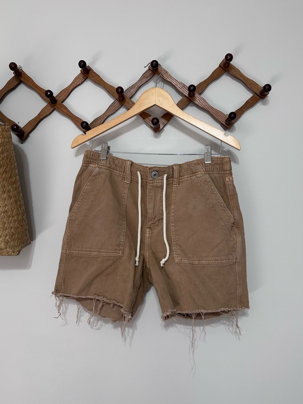 American Eagle Outfitters Women’s Flat Front Drawstring Shorts - Brown